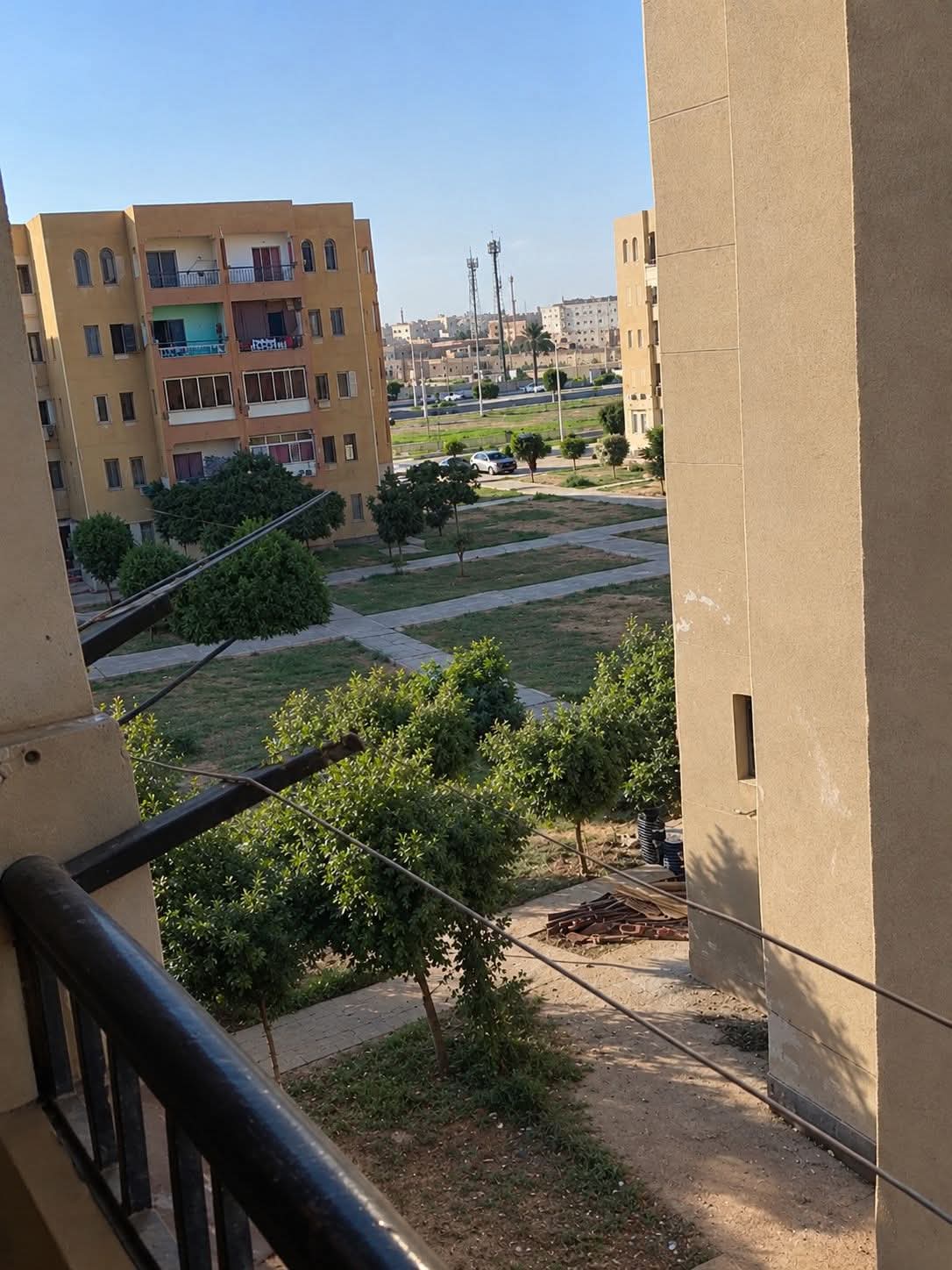 شقة للبيع غرفتين بالعاشر من رمضان الحى العاشر مساكن عثمان